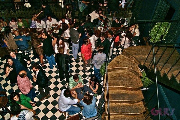 e9258d3d8a16ec4eff5ba000b1f1a5a63d8ad182