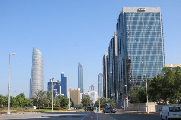 abu dhabi felhőkarcolók3
