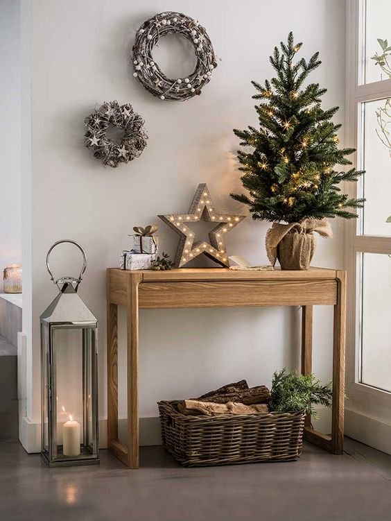 Une #déco #naturelle pour #Noël ! http://www.m-habitat.fr/tendances-et-couleurs/deco-de-fete/les-10-indispensables-pour-une-deco-de-noel-reussie-3881_A: